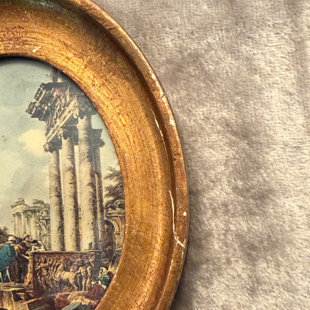 Vintage Italian Gold Oval Wall Art Set - Picture 6 of 8